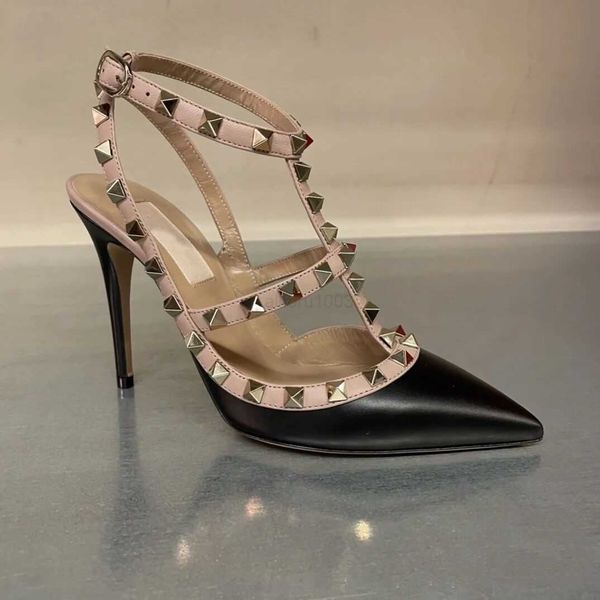 designer sandals high heel rivets v brand pointed wedding shoes 6cm 8cm 10cm thin heels nude black shiny patent leather two belts red pumps
designer sandals high heel rivets v brand pointed wedding shoes 6cm 8cm 10cm thin heels nude black shiny patent leather two belts red pumps