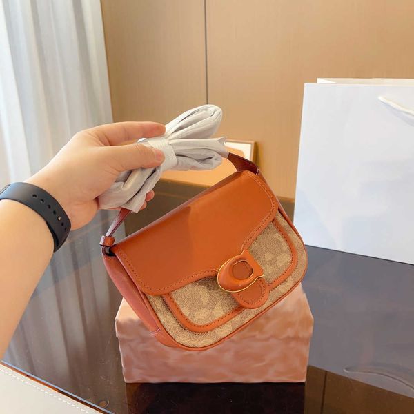 mini designer bag cute handbag small saddle purse handbags women luxury leather crossbody bags fashion phone wallet tabby shoulder bag 23080
mini designer bag cute handbag small saddle purse handbags women luxury leather crossbody bags fashion phone wallet tabby shoulder bag 23080