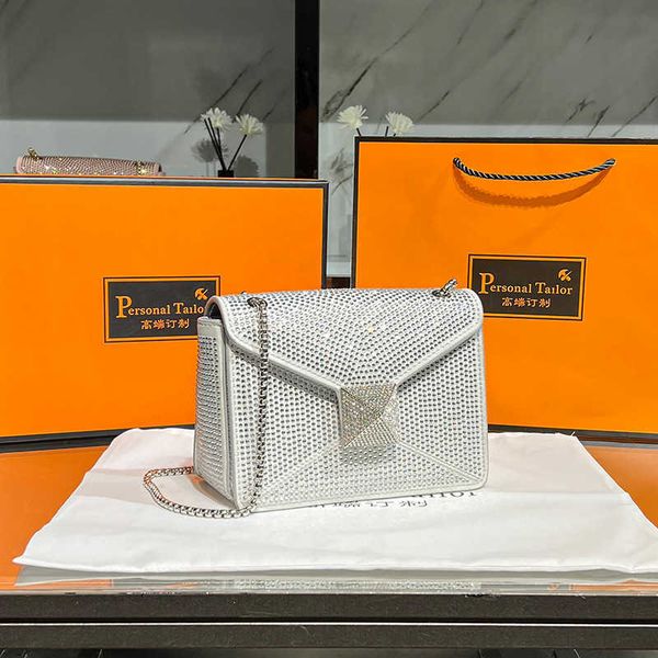 velatninio designer bags for ladies2023 rhinestone small square bag chain strip small crowd women's bag full shoulder cross body armpit
velatninio designer bags for ladies2023 rhinestone small square bag chain strip small crowd women's bag full shoulder cross body armpit