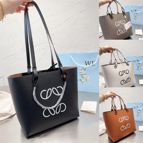 womens luxurys handbags large sopping bags braided handle lapshoulder bag workplace work vintage totes with oversize letter design
womens luxurys handbags large sopping bags braided handle lapshoulder bag workplace work vintage totes with oversize letter design