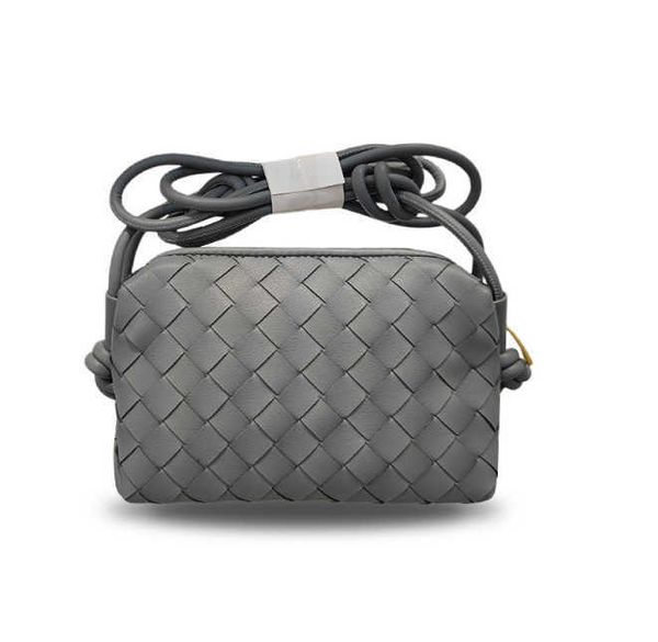 abottegas vneta jodie mini teen intrecciato designer tote open close smart bag women's bag cowhide pattern buckle
abottegas vneta jodie mini teen intrecciato designer tote open close smart bag women's bag cowhide pattern buckle