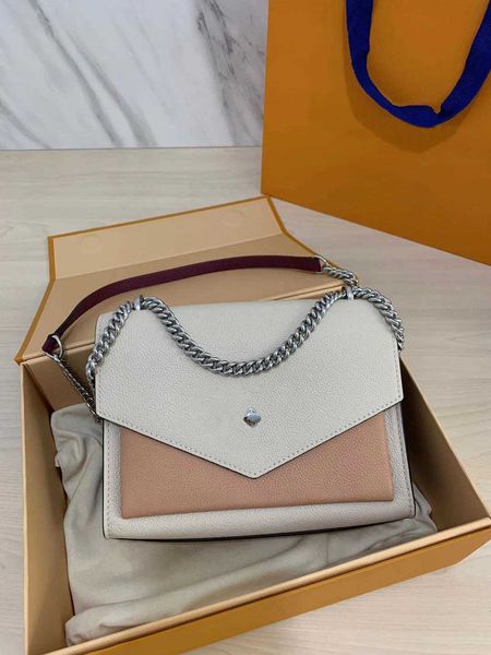 luxury brand cross body original lockme leather bag women soft calfskin tote bags handbags purses bb shoulder bag ever tote bag wallet with
luxury brand cross body original lockme leather bag women soft calfskin tote bags handbags purses bb shoulder bag ever tote bag wallet with