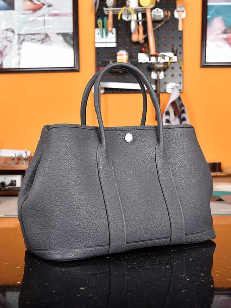 wholesale original party garden home tote bags online shop bag garden handmade wax thread h30 handbag h36negonda leather n-togo h minghao ha
wholesale original party garden home tote bags online shop bag garden handmade wax thread h30 handbag h36negonda leather n-togo h minghao ha