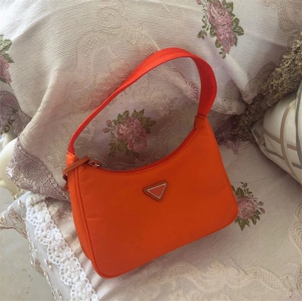 underarm shoulder bags luxury handbag re nylon comfortable soft durable pochette outdoor fashion designer hobo bags with zipper white black
underarm shoulder bags luxury handbag re nylon comfortable soft durable pochette outdoor fashion designer hobo bags with zipper white black