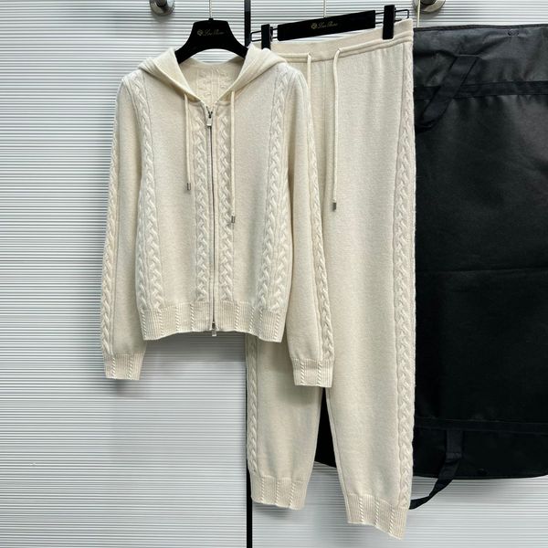 women's sweater european fashion brand three color cashmere sports and leisure set, White;black
women's sweater european fashion brand three color cashmere sports and leisure set, White;black