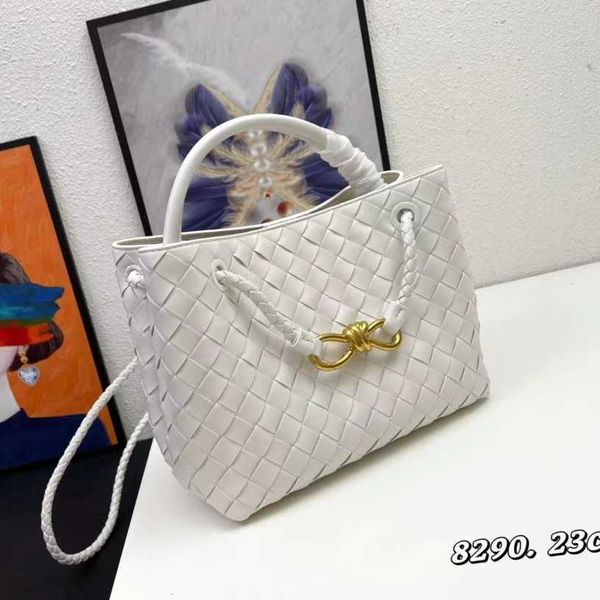 woven 2023 designer fashion andiamo new bag botegas large capacity versatile cowhide tote casual one shoulder handbag izgo
woven 2023 designer fashion andiamo new bag botegas large capacity versatile cowhide tote casual one shoulder handbag izgo