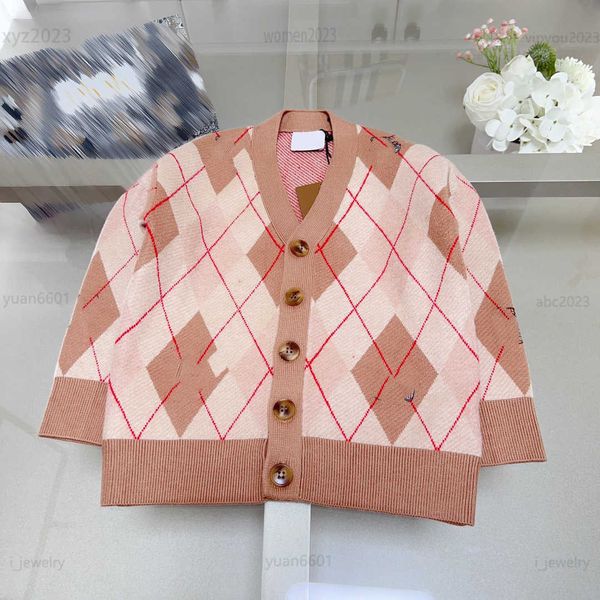 designer kids v-neck cardigan fashion cross stripe design baby sweater size 100-160 cm diamond pattern long sleeved jacket july28, Blue
designer kids v-neck cardigan fashion cross stripe design baby sweater size 100-160 cm diamond pattern long sleeved jacket july28, Blue