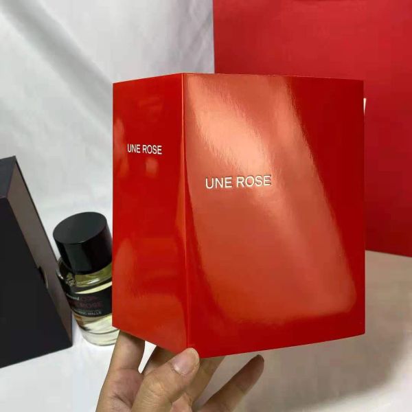 cologne luxury brand woman perfume une rose clone fragrance for male female 100ml eau de parfum edp fragrances spray designer women men parf
cologne luxury brand woman perfume une rose clone fragrance for male female 100ml eau de parfum edp fragrances spray designer women men parf