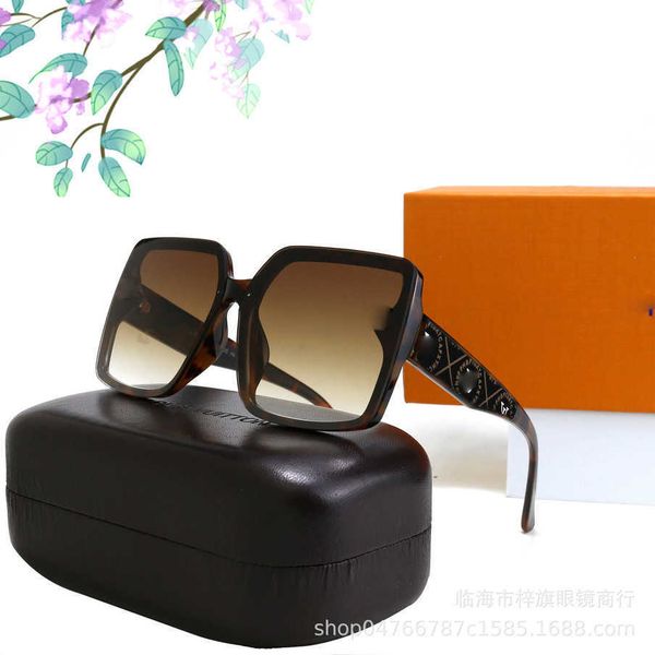 2023 luxury designer sunglasses new fashion square large frame women's trend sunglasses trade versatile colorful glasses 9079, White;black
2023 luxury designer sunglasses new fashion square large frame women's trend sunglasses trade versatile colorful glasses 9079, White;black