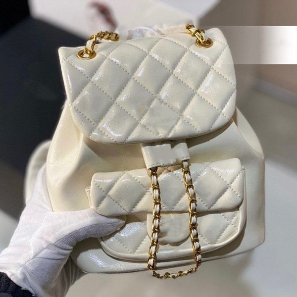 new 2023 luxury designer bag womens messenger genuine leather handbag mini backpack bags designer relatively large capacity plain artwork fa
new 2023 luxury designer bag womens messenger genuine leather handbag mini backpack bags designer relatively large capacity plain artwork fa