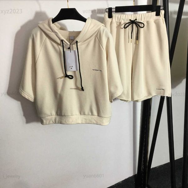designer womens sports suit tracksuits summer set size s-l 2pcs embroidered letters short sleeved hoodie and shorts july29, Gray
designer womens sports suit tracksuits summer set size s-l 2pcs embroidered letters short sleeved hoodie and shorts july29, Gray