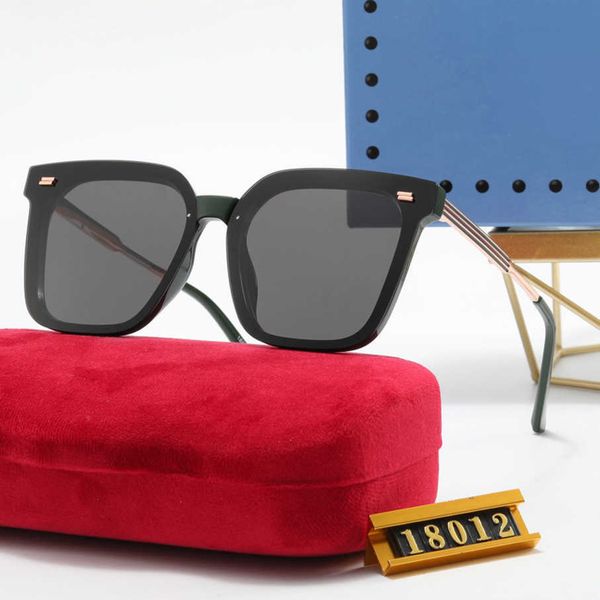 luxury designer sunglasses 2023 new high definition polarized lenses tr90 frame white copper foot screen red fashion sunglasses, White;black
luxury designer sunglasses 2023 new high definition polarized lenses tr90 frame white copper foot screen red fashion sunglasses, White;black