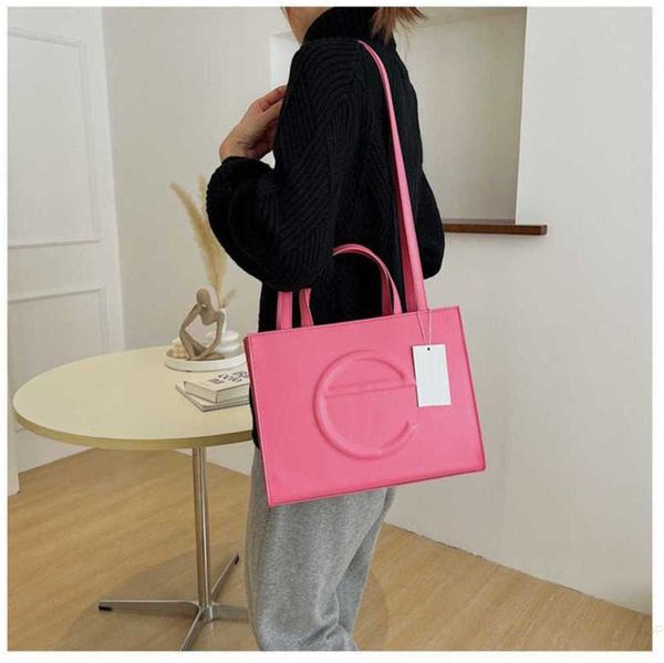 telfars bag shopping crossbody designer texture handbag women's large capacity single shoulder messenger tote bag niche high sensef
telfars bag shopping crossbody designer texture handbag women's large capacity single shoulder messenger tote bag niche high sensef