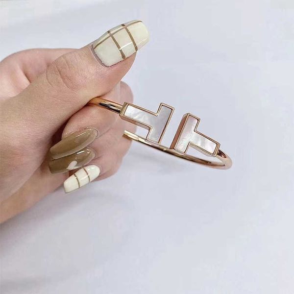 tiffay s925 sterling silver new wide double t bracelet fashion versatile premium women's diamond obp5 obp5, Golden;silver
tiffay s925 sterling silver new wide double t bracelet fashion versatile premium women's diamond obp5 obp5, Golden;silver