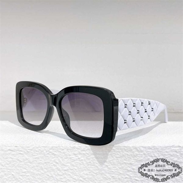 2023 new luxury designer female ins sunglasses the same large frame letter printing sunglasses ch5438, White;black
2023 new luxury designer female ins sunglasses the same large frame letter printing sunglasses ch5438, White;black