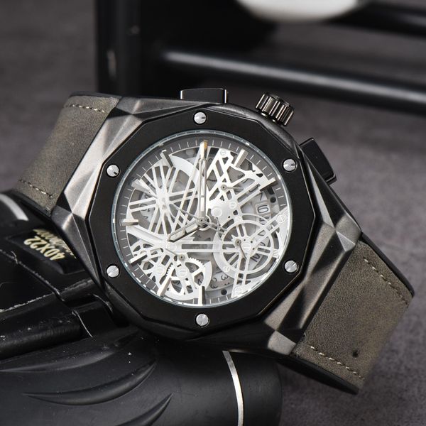 2023 new men's watch automatic movement stainless steel fashion watches men leather wristwatches wristwatch aaaaa01, Slivery;brown
2023 new men's watch automatic movement stainless steel fashion watches men leather wristwatches wristwatch aaaaa01, Slivery;brown