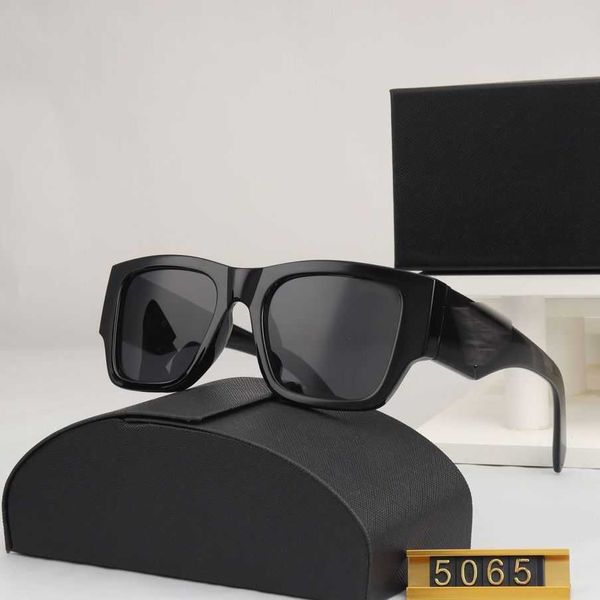 luxury designer sunglasses 2023 new pujia fashion ins network red same style sunglasses 5605, White;black
luxury designer sunglasses 2023 new pujia fashion ins network red same style sunglasses 5605, White;black