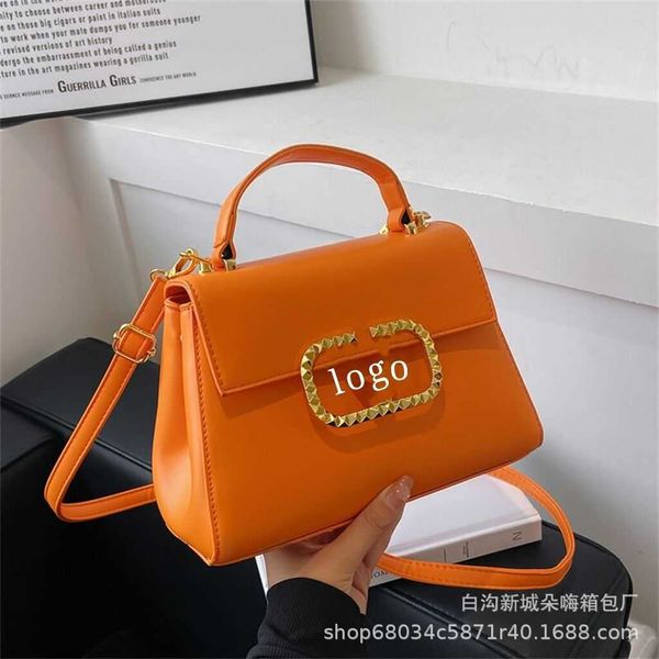 velatninio designer bags for ladies2022 new urban handbag fashion one shoulder messenger factory goods large capacity bag women's small
velatninio designer bags for ladies2022 new urban handbag fashion one shoulder messenger factory goods large capacity bag women's small
