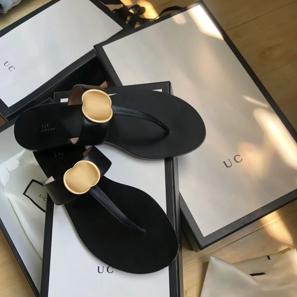 luxurys sandale designers slippers styling leather flip-toe sandal summer leather outdoors flat slides popular slide men size 35-45 heel sli, Black
luxurys sandale designers slippers styling leather flip-toe sandal summer leather outdoors flat slides popular slide men size 35-45 heel sli, Black