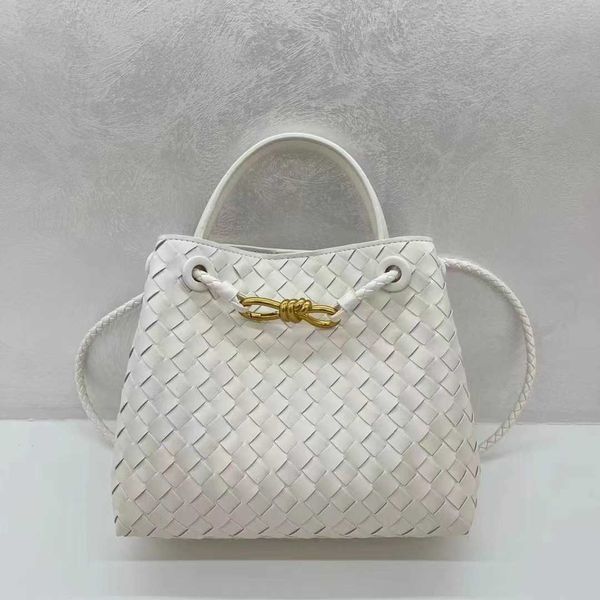 cowhide designer andiamo bag botegas 2023 summer new knitted handbag simple and elegant large capacity commuter diagonal straddle women'
cowhide designer andiamo bag botegas 2023 summer new knitted handbag simple and elegant large capacity commuter diagonal straddle women'