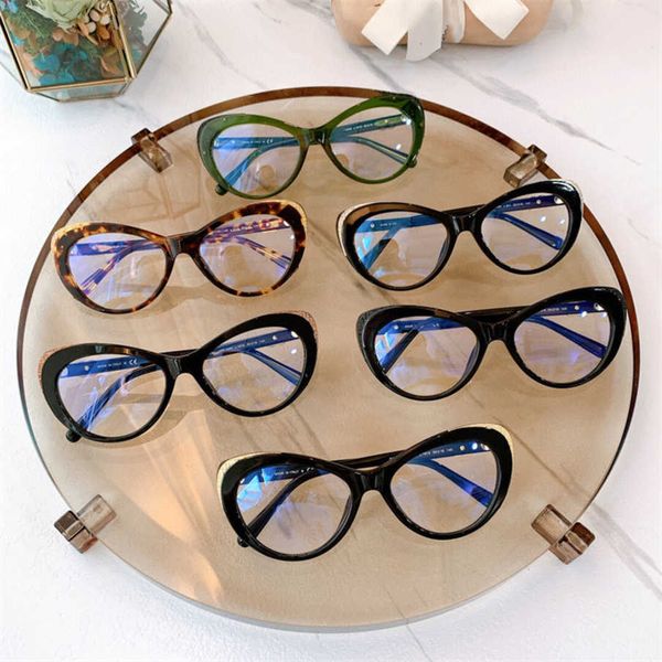 2023 luxury designer sunglasses new flat light glasses for women's same style black plate fashion cat eye frame ch3405, White;black
2023 luxury designer sunglasses new flat light glasses for women's same style black plate fashion cat eye frame ch3405, White;black