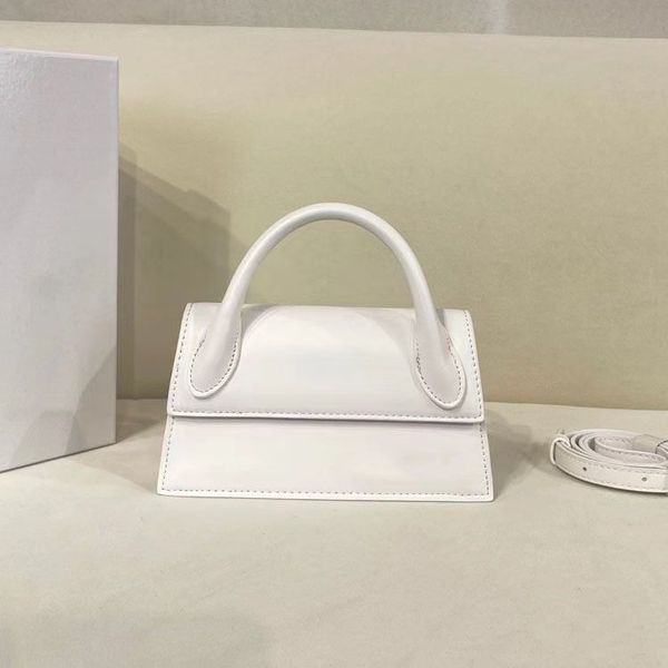 designer bagcrossbodybagfashion trend temperament bag casua letters women casual tide single totes mini bag handbag fashion handbag shoulder
designer bagcrossbodybagfashion trend temperament bag casua letters women casual tide single totes mini bag handbag fashion handbag shoulder