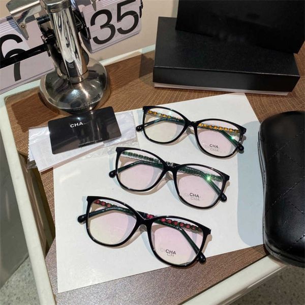 2023 new luxury designer sunglasses ch3408 cat eye black color leather leg frame anti blue light plain mirror can paired with nearsighted wo, White;black
2023 new luxury designer sunglasses ch3408 cat eye black color leather leg frame anti blue light plain mirror can paired with nearsighted wo, White;black