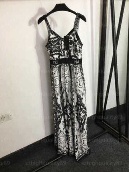 summer luxury womens dress party dresses for women vintage floral print lettered webbing waist-skimming halter long skirts designer skirt de, Black;gray
summer luxury womens dress party dresses for women vintage floral print lettered webbing waist-skimming halter long skirts designer skirt de, Black;gray