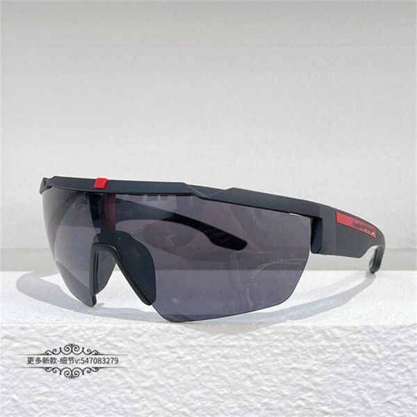 2023 new luxury designer p family integrated lens fashion ins same style cycling eye protection one-piece sunglasses men sps03s, White;black
2023 new luxury designer p family integrated lens fashion ins same style cycling eye protection one-piece sunglasses men sps03s, White;black