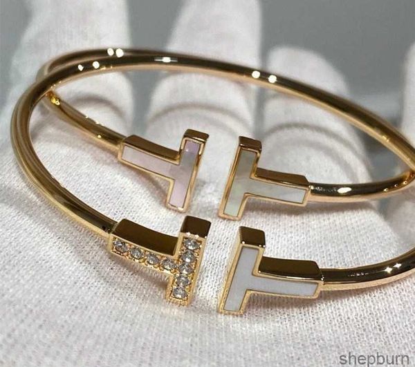 t home t-shaped open bracelet rose gold with diamond mesh red with diamond with white fritillary bracelet fashion style holiday gift, Black
t home t-shaped open bracelet rose gold with diamond mesh red with diamond with white fritillary bracelet fashion style holiday gift, Black