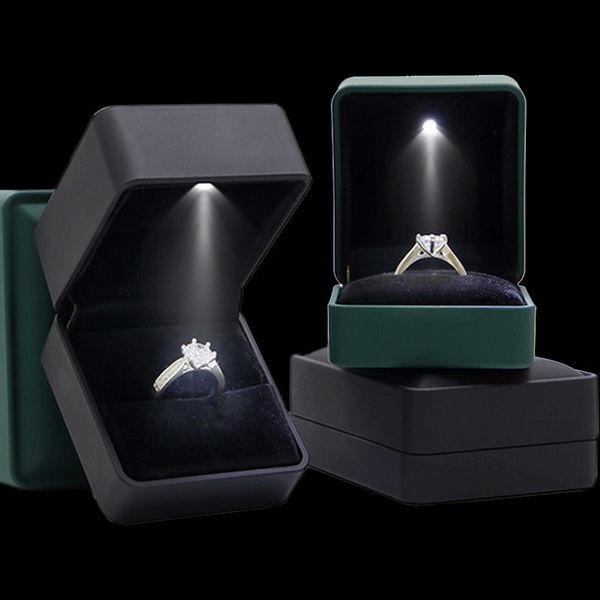 jewelry boxes led box for ring necklace engagement display gift case packaging showcase with light storage cases wholesale 230801, Black;white
jewelry boxes led box for ring necklace engagement display gift case packaging showcase with light storage cases wholesale 230801, Black;white
