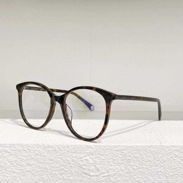 2023 new luxury designer sunglasses new internet celebrity with the same plain face insky cat eye versatile female trendy flat optical mirro, White;black
2023 new luxury designer sunglasses new internet celebrity with the same plain face insky cat eye versatile female trendy flat optical mirro, White;black