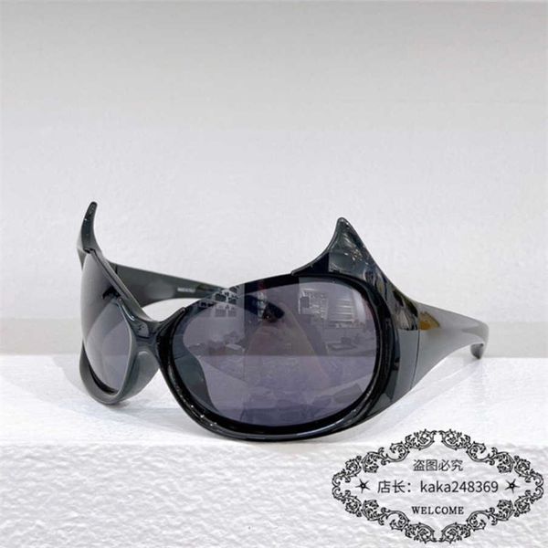 2023 luxury designer b new fashionable heterosexual glasses imp sunglasses internet celebrity ins same monster sunglasses bb0284s, White;black
2023 luxury designer b new fashionable heterosexual glasses imp sunglasses internet celebrity ins same monster sunglasses bb0284s, White;black