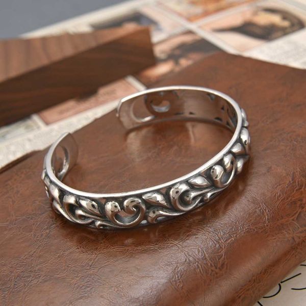 chrome heart 925 sterling silver men's tangcao pattern open bracelet wide carved vine leaf pattern gothic rock hip hop bracelet, Black
chrome heart 925 sterling silver men's tangcao pattern open bracelet wide carved vine leaf pattern gothic rock hip hop bracelet, Black