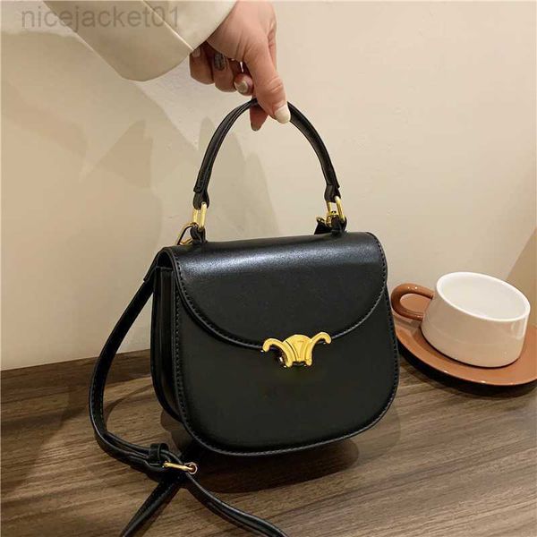 cross body messenger bags designer ce bag triomphe 2023 new triumph saddle bag handbag women's high-grade buckle tofu bag small square
cross body messenger bags designer ce bag triomphe 2023 new triumph saddle bag handbag women's high-grade buckle tofu bag small square