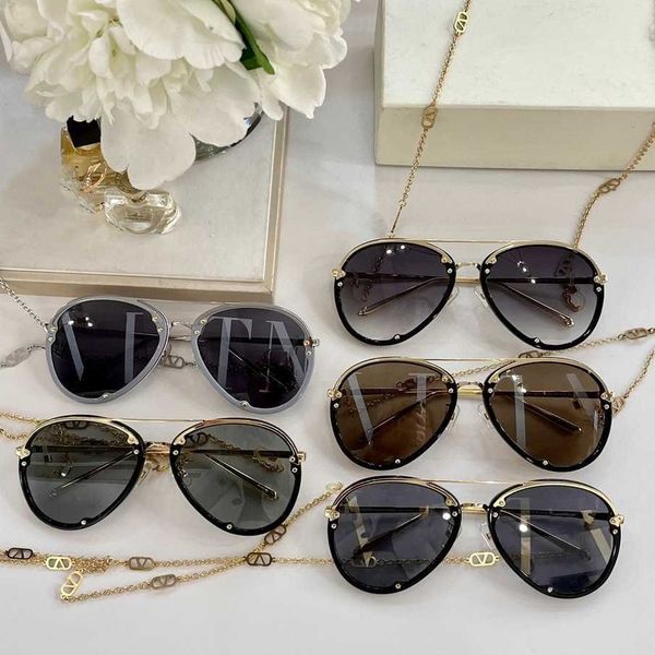 2023 luxury designer new large frame pilot frog mirror female 4712 internet celebrity with the same chain anti uv sunglasses trend, White;black
2023 luxury designer new large frame pilot frog mirror female 4712 internet celebrity with the same chain anti uv sunglasses trend, White;black