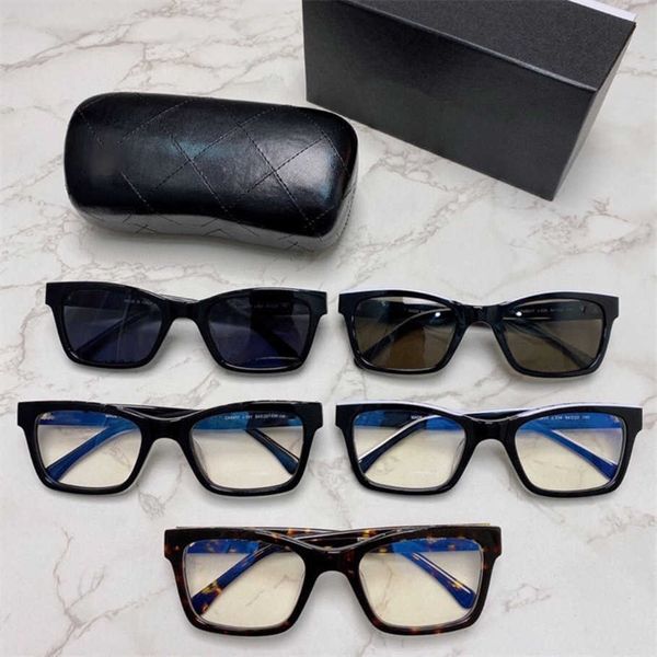 2023 new luxury designer sunglasses ch5417 star online red same letter frame small box sunglasses female, White;black
2023 new luxury designer sunglasses ch5417 star online red same letter frame small box sunglasses female, White;black