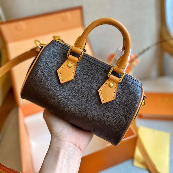 womens fashion speedy handbag designer genuine leather handle crossbody bag classic presbyopia embossed mini clutch shoulder bags fashion wa
womens fashion speedy handbag designer genuine leather handle crossbody bag classic presbyopia embossed mini clutch shoulder bags fashion wa