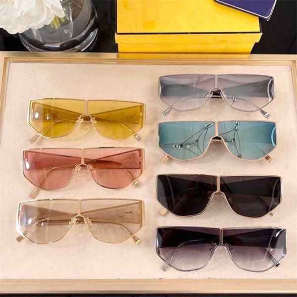 2023 new luxury designer family f's toad-shaped online celebrity poses for in the same style uv-proof show face small sunglasses, White;black
2023 new luxury designer family f's toad-shaped online celebrity poses for in the same style uv-proof show face small sunglasses, White;black