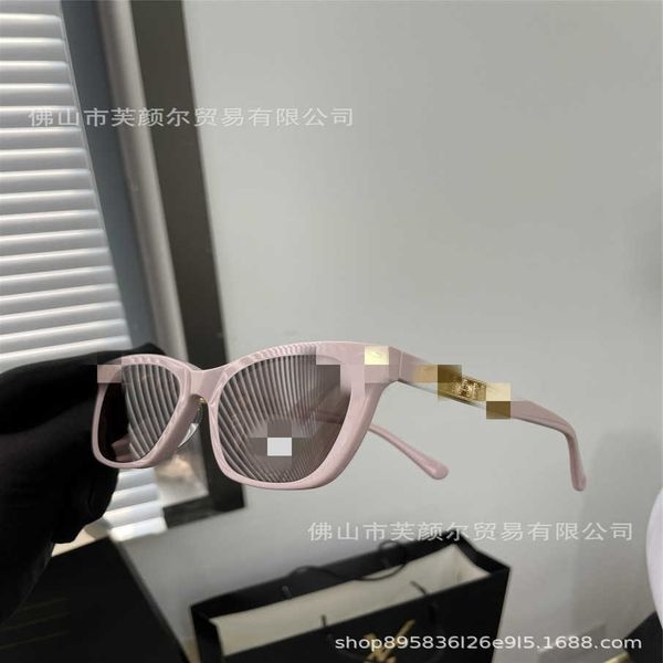 2023 new luxury designer sunglasses star net red sheepskin knitted leg fashion box sunglasses women ch0774, White;black
2023 new luxury designer sunglasses star net red sheepskin knitted leg fashion box sunglasses women ch0774, White;black