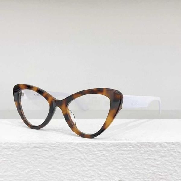 2023 new luxury designer sunglasses 23p new tiktok online celebrity personality japanese and glasses women's versatile plain face frame, White;black
2023 new luxury designer sunglasses 23p new tiktok online celebrity personality japanese and glasses women's versatile plain face frame, White;black