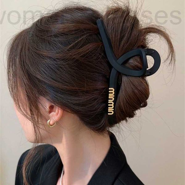 hair clips & barrettes designer versatile hairpin headwear minimalist shark clip min fashion accessory grab 8541 q4z2, Golden;silver
hair clips & barrettes designer versatile hairpin headwear minimalist shark clip min fashion accessory grab 8541 q4z2, Golden;silver