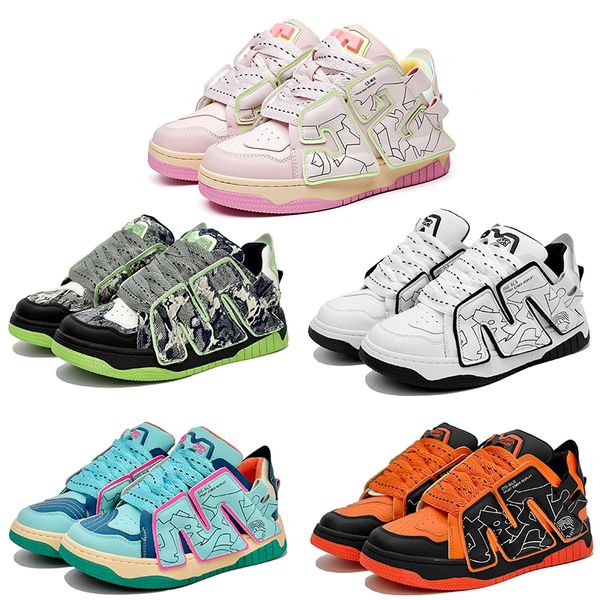 2023 design sense bakery shoes men women black white blue green pink mens trainers outdoor sports sneakers trendy
2023 design sense bakery shoes men women black white blue green pink mens trainers outdoor sports sneakers trendy