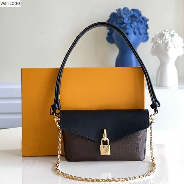 2023 new 9a l bag delicate knockoff designer shoulder bag 19cm luxury chain bag m80559 yl146, Black
2023 new 9a l bag delicate knockoff designer shoulder bag 19cm luxury chain bag m80559 yl146, Black