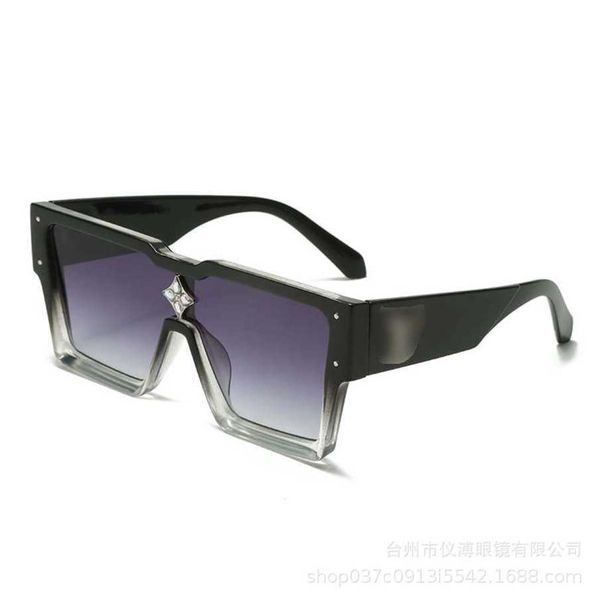 2023 luxury designer sunglasses new diamond box one piece for women with advanced sunscreen and shading personalized fashion sunglasses, White;black
2023 luxury designer sunglasses new diamond box one piece for women with advanced sunscreen and shading personalized fashion sunglasses, White;black