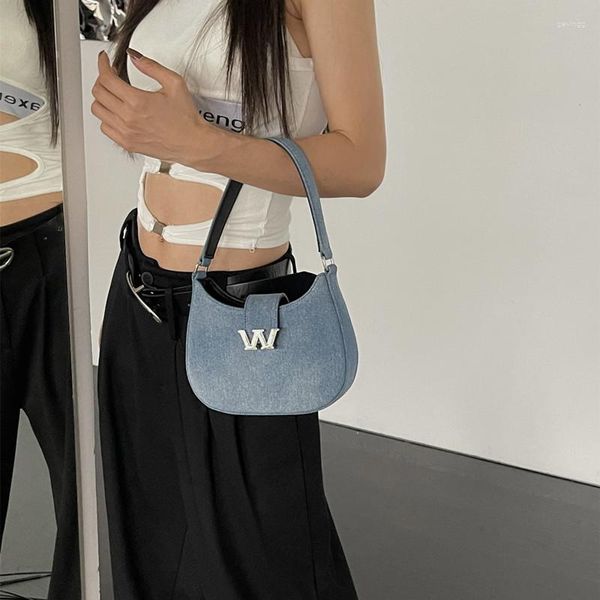 luxury design women denim shoulder half moon phone purses chain strip crossbody bag female small tote handbag
luxury design women denim shoulder half moon phone purses chain strip crossbody bag female small tote handbag