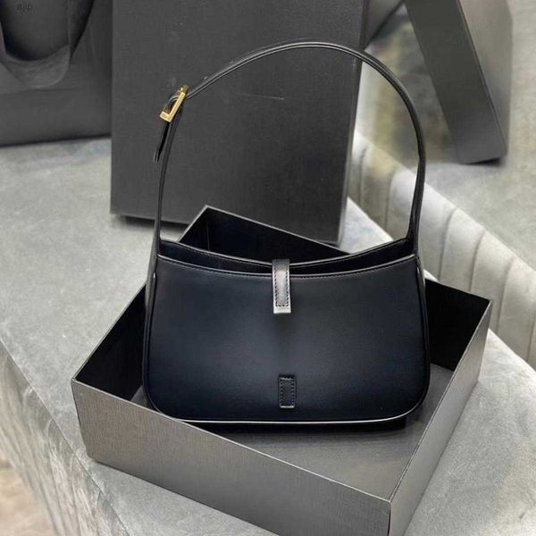 designer bag handbags for ladies shoulder bags baguette trend womens underarm leather crocodile pattern stick singleshoulder portable hdm
designer bag handbags for ladies shoulder bags baguette trend womens underarm leather crocodile pattern stick singleshoulder portable hdm