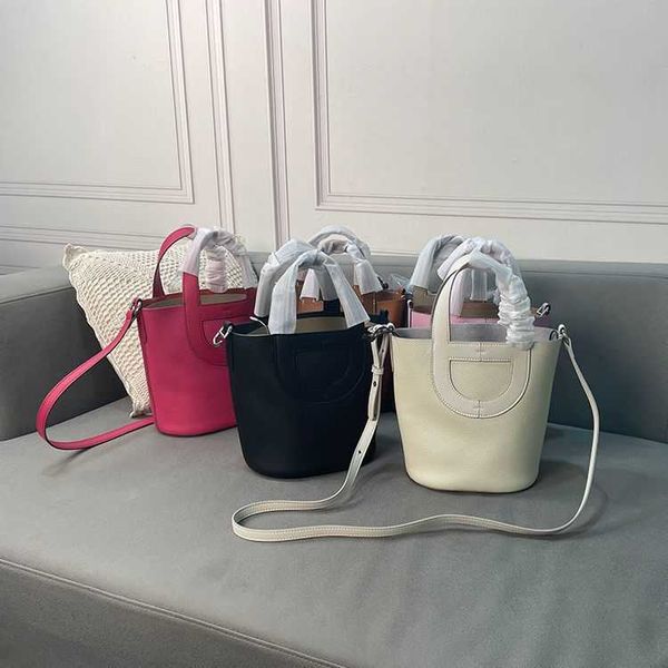 h ermes picotin lock tote bags for women 2023 new vegetable basket pig nose bag water bucket womens layer cowhide large capacity one shoulde
h ermes picotin lock tote bags for women 2023 new vegetable basket pig nose bag water bucket womens layer cowhide large capacity one shoulde