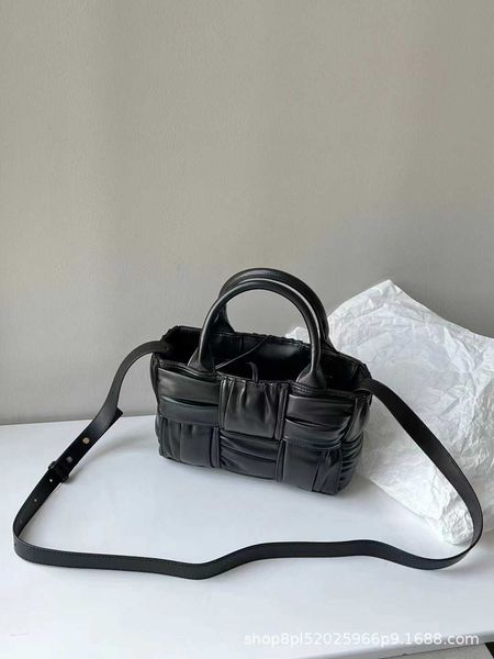 designer bag venetas mini pleated tote bag handheld woven vegetable basket sunshine girl large capacity diagonal straddle bag vwoi
designer bag venetas mini pleated tote bag handheld woven vegetable basket sunshine girl large capacity diagonal straddle bag vwoi