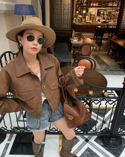 designer women's suit vintage heavy industry riveted custom jacket leather coat long sleeve oversized coat loose women's blazer co, White;black
designer women's suit vintage heavy industry riveted custom jacket leather coat long sleeve oversized coat loose women's blazer co, White;black